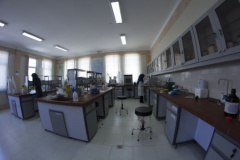 Qamsar - Essential Oil Research Center - Laboratory 8